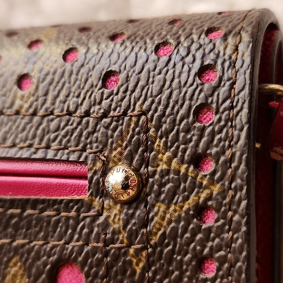 Vintage Louis Vuitton Monogram Perforation Wallet, 2006 season - Picture 7 of 10